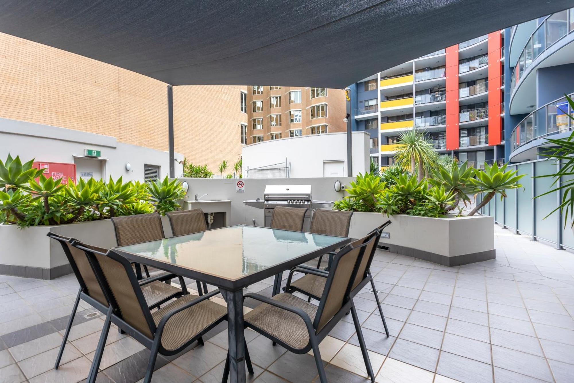 Code Apartment - Executive Escapes เพิร์ท ภายนอก รูปภาพ