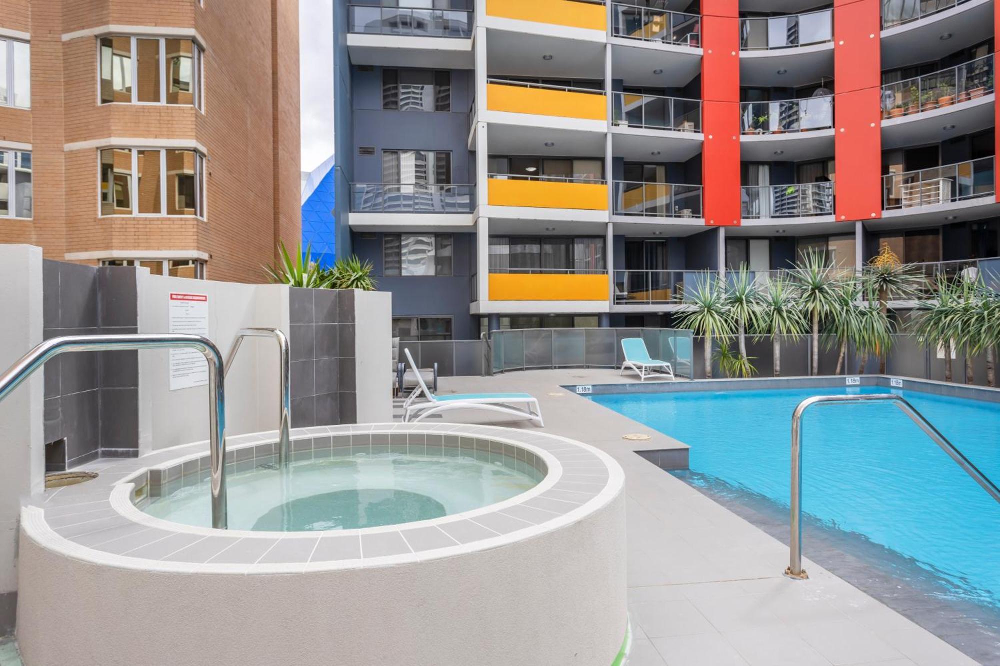Code Apartment - Executive Escapes เพิร์ท ภายนอก รูปภาพ